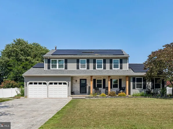 1 Peachtree Ct, Mullica Hill, NJ 08062