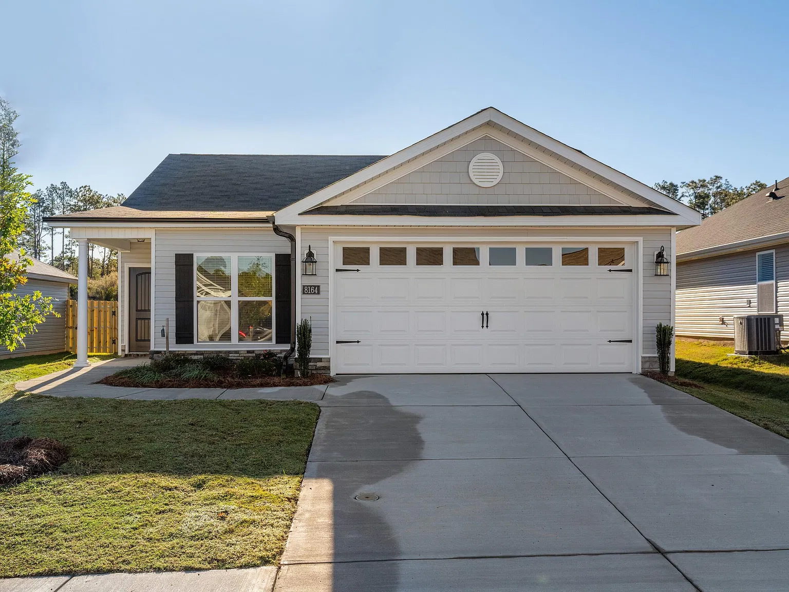 4 bed, 2.0 bath, 1796 sqft, $2,295 — Photo 1