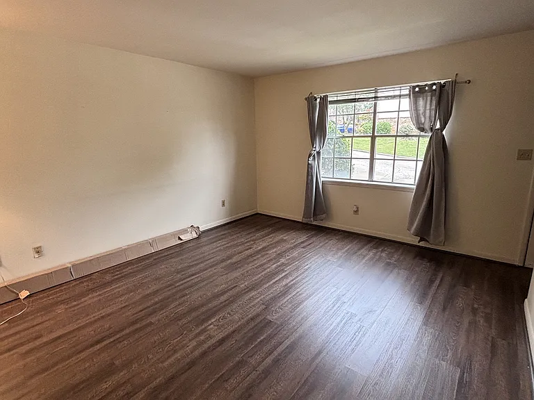 2643 Southbury Cir — Photo 3