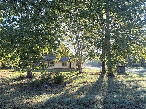 2nd image of 970432 S 3290th Rd