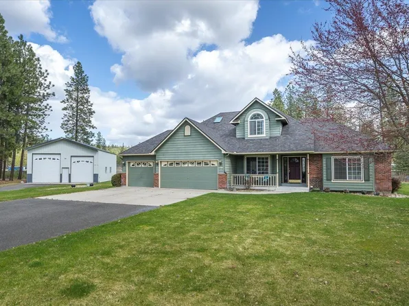 12498 W Snowbird Ct, Nine Mile Falls, WA 99026