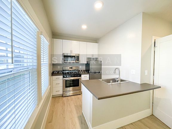 3rd image of 1758 6th Ave APT 4