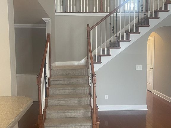 4th image of 27 Anderton Dr