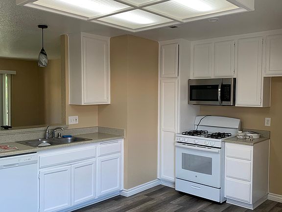 3rd image of 1365 Crafton Ave APT 2103