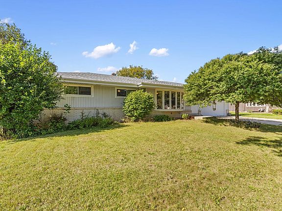 4th image of 5830 Lakeview DRIVE