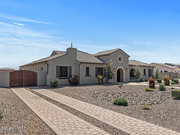 4th image of 1733 S 166TH Avenue