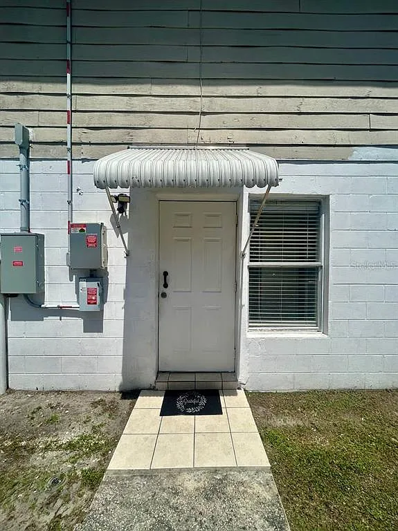 1 bed, 1.0 bath, 377 sqft, $1,000 — Photo 1