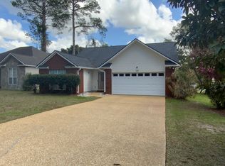 135 Tall Timbers Rd, Thomasville, GA 31757