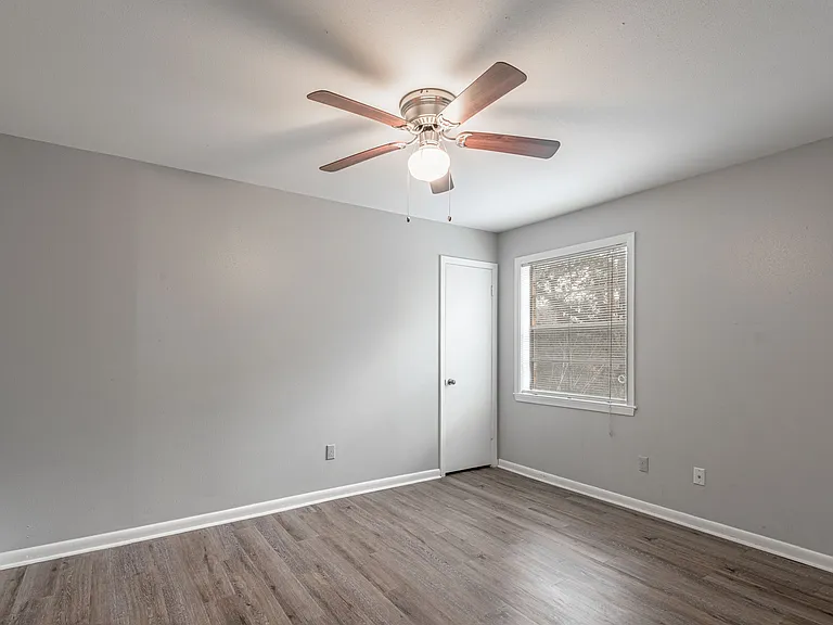 818 University Ave #3 — Photo 17