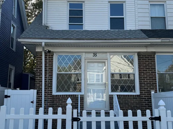 35 N 30th St, Camden, NJ 08105