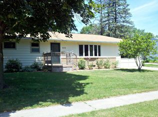 533 Terrace Rd, Iowa City, IA 52245