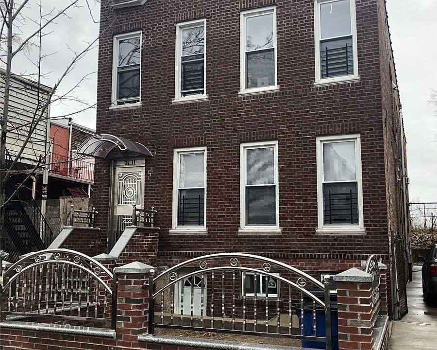 1st image of 2611 96th St