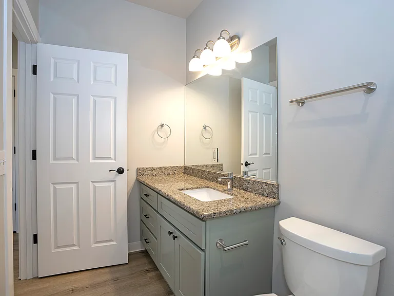630 N Trafton St — Photo 13