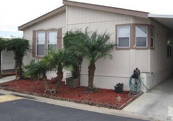 Low maintenance and drought resistant landscaping