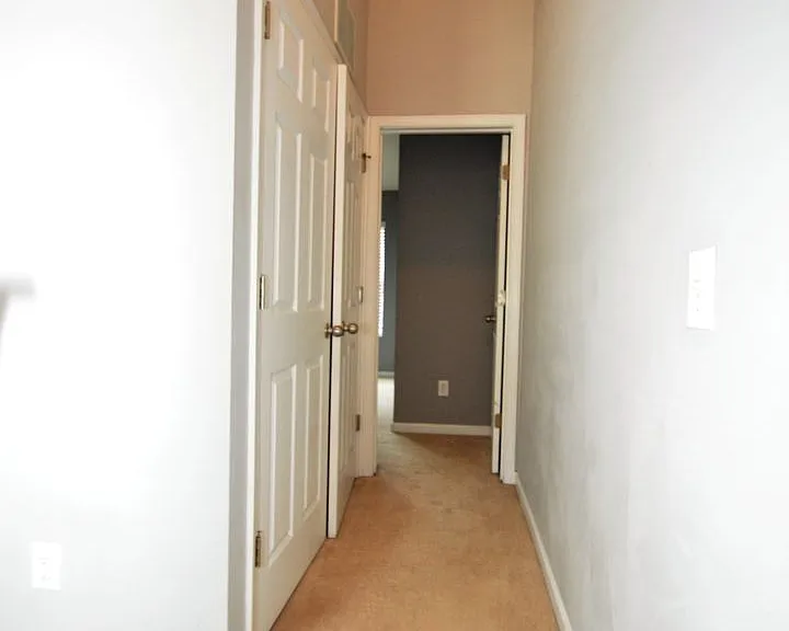 12736 Livengood Ln — Photo 10