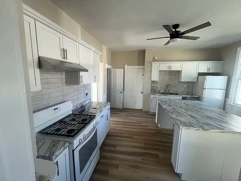 1535 Lind St #1 — Photo 7