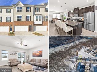 706 Rolling Valley Dr, Fredericksburg, VA 22405