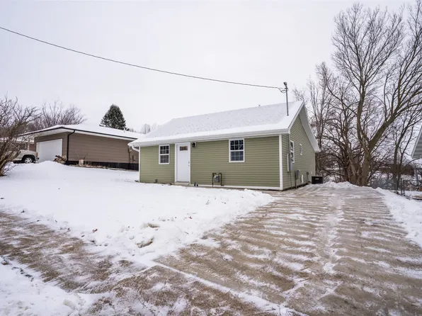 600 Brown St, Guthrie Center, IA 50115