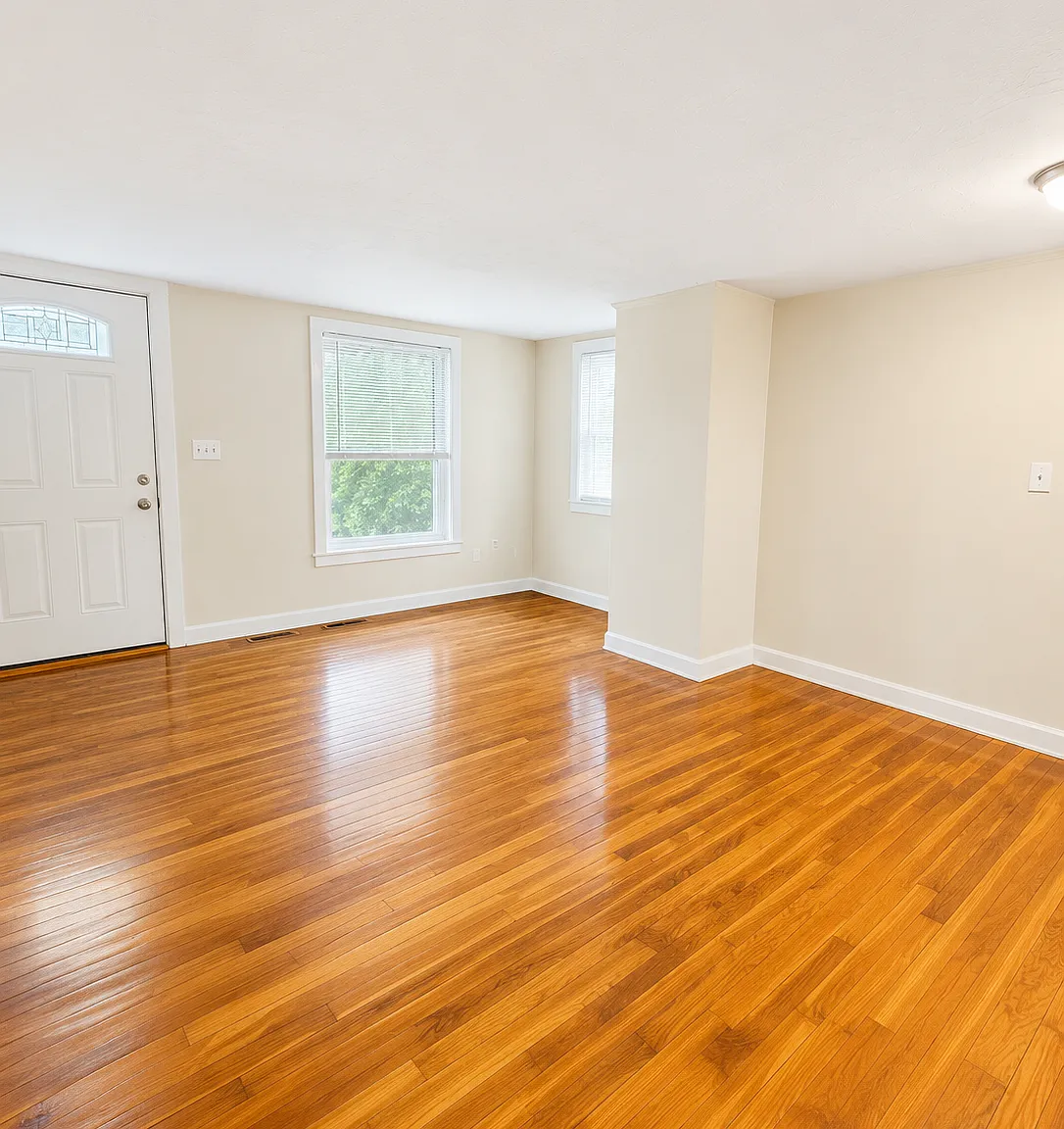 3 bed, 1.5 bath, 1100 sqft, $2,700 — Photo 2