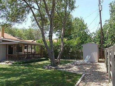 3rd image of 702 Lasso Dr