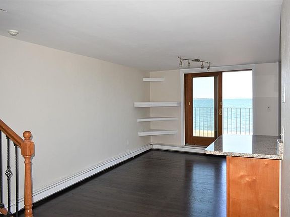 2nd image of 284 Endicott Ave Unit 4