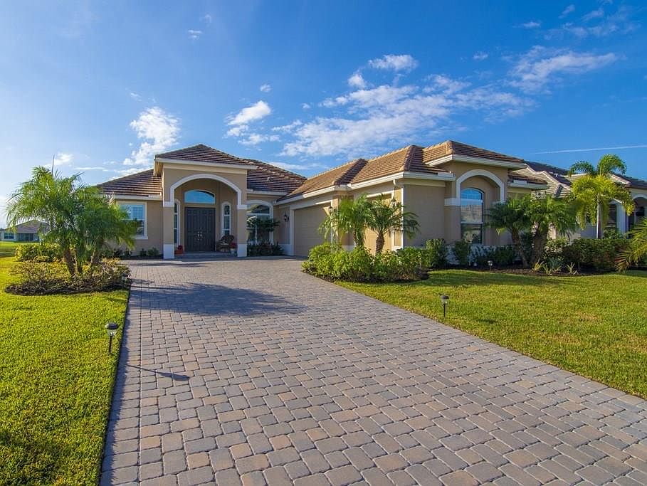 1st image of 4774 Four Lakes Cir SW