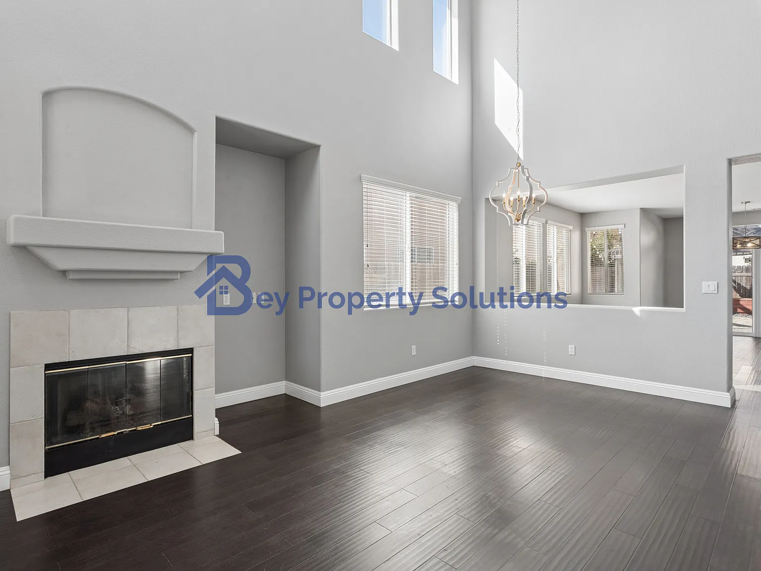 4 bed, 1966 sqft, $4,250 — Photo 4