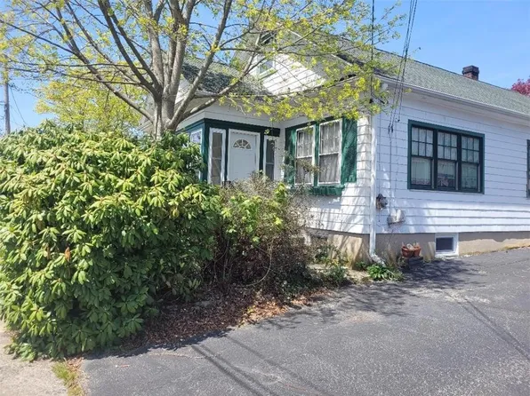 19 Greene Ln, Newport, RI 02840