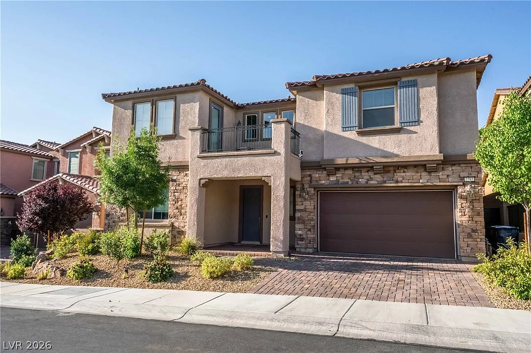 4 bed, 3.5 bath, 3468 sqft, $5,215 — Photo 2