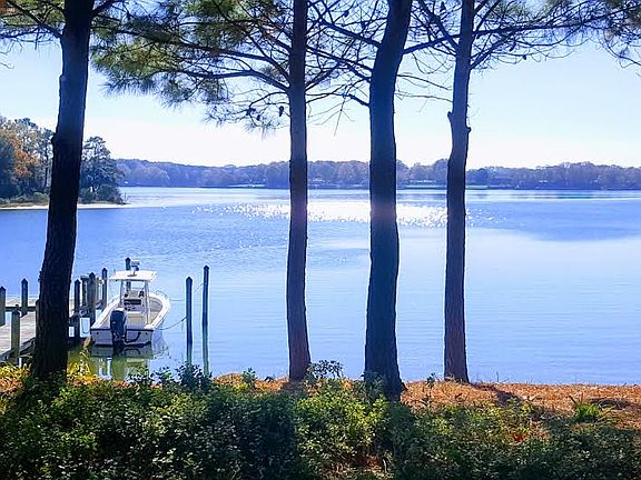 3rd image of 361 Canvasback Dr