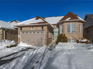 802 Coldstream Dr, Oshawa, ON L1K 2Z3