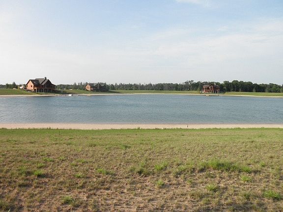 5th image of L98 N Shore Dr