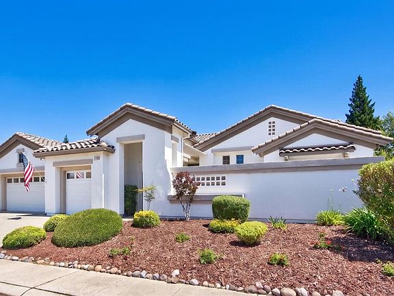 2nd image of 2209 Lamplight Ln