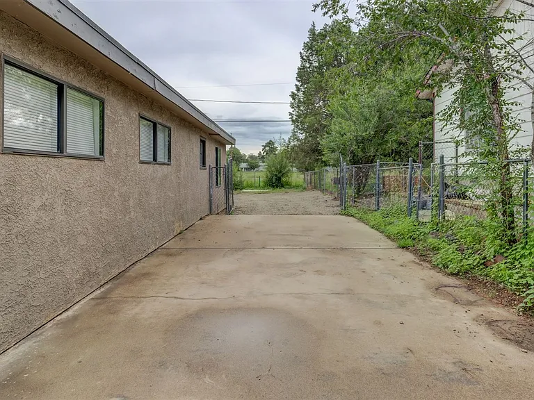 846 Prescott Heights Dr — Photo 28