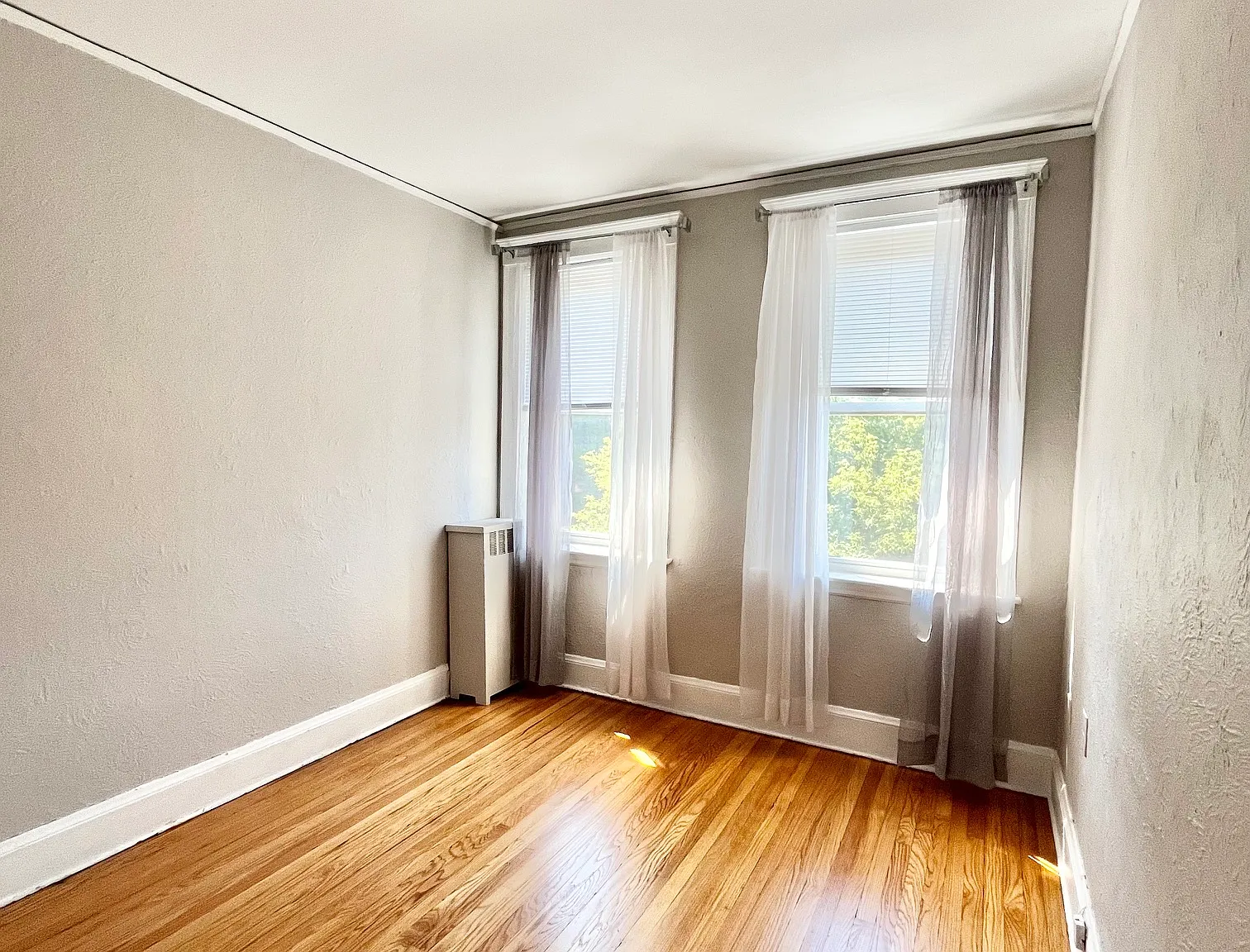 2 bed, 9999 sqft, $2,650 — Photo 3