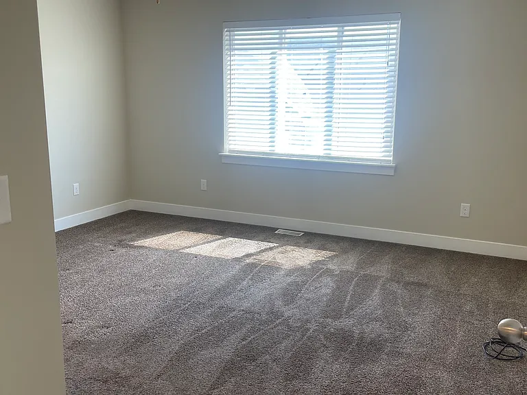 12727 Meadow Run Ct — Photo 7