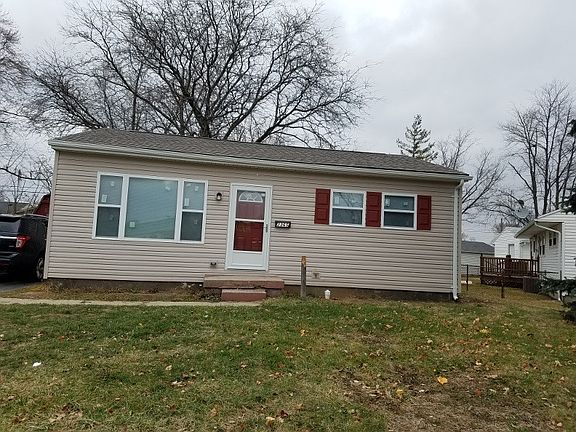 4th image of 2365 E Dorothy Ln