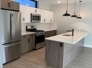 845 N 15th St APT B, Philadelphia, PA 19130