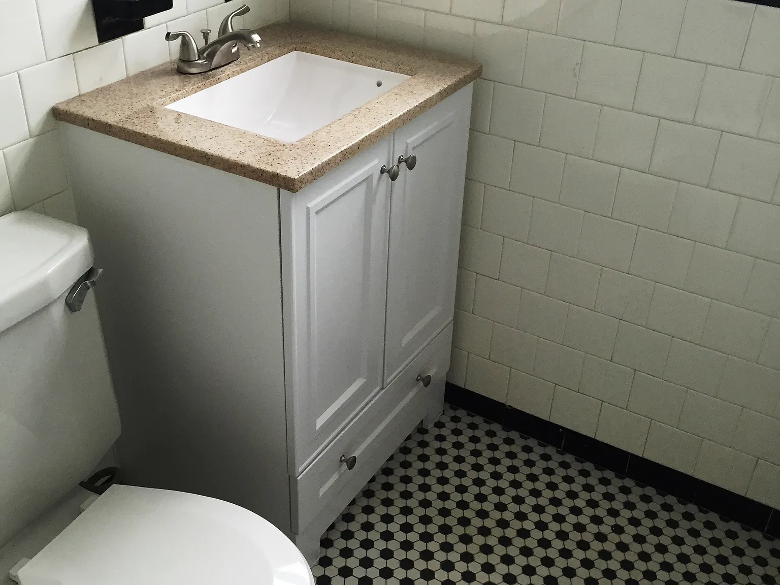 Nice 1 Bed/1 Bath Apartments in Kanawha City — Photo 2