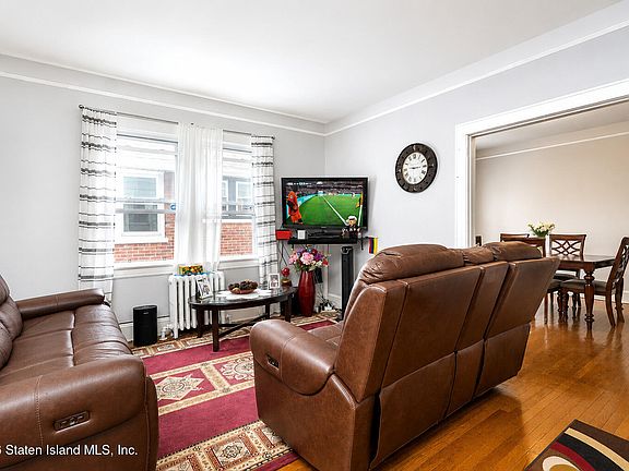 5th image of 155 Fulton St