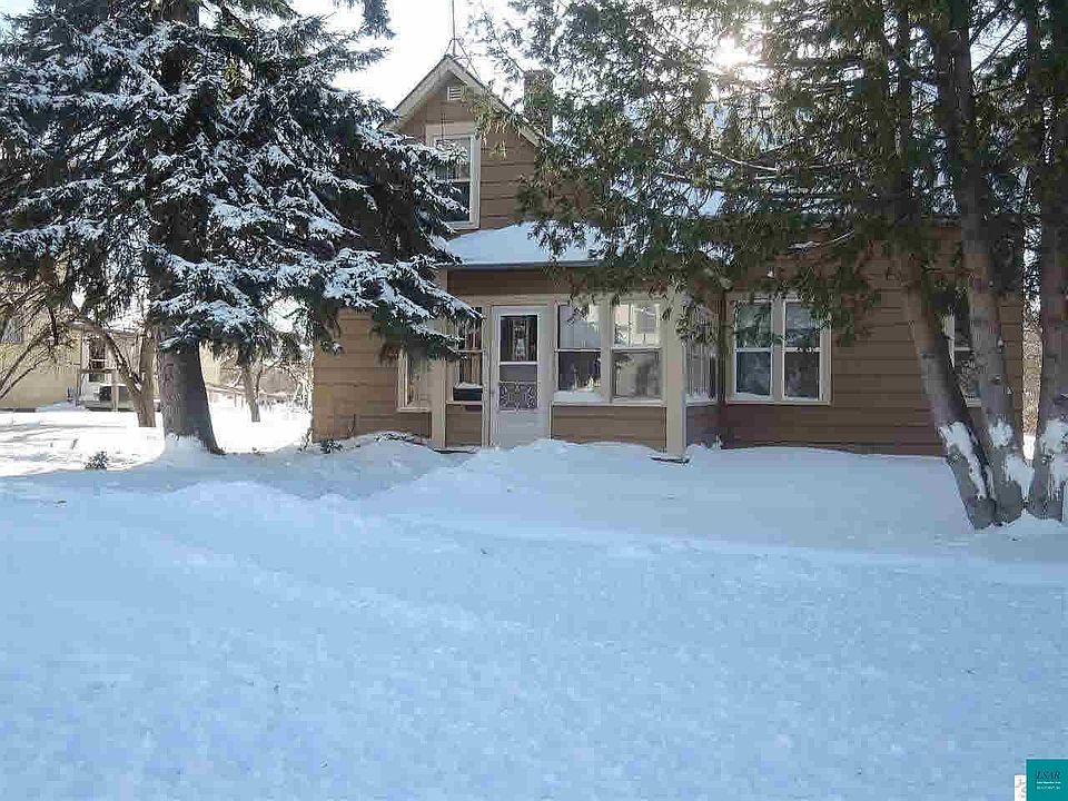 2nd image of 707 3rd Ave W