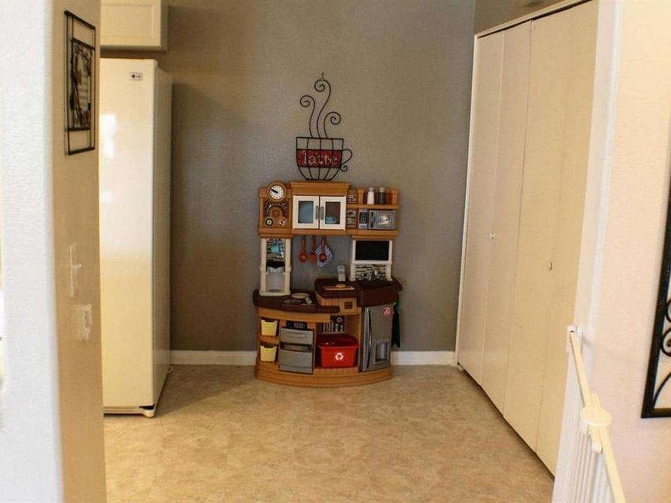 Kitchen Entry 