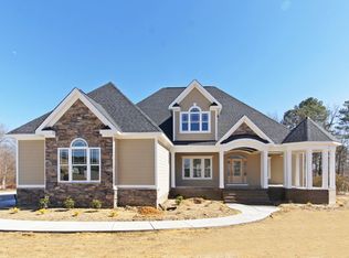 105 Annandale Dr, Clayton, NC 27520