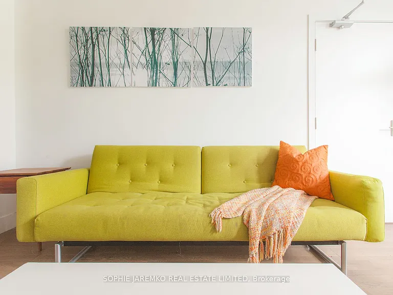 171 Carlton St #1 — Photo 11