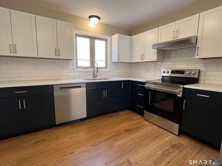 124 Colonial Hill Dr #124 — Photo 3