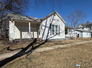 1520 Marshall Ave, Mattoon, IL 61938