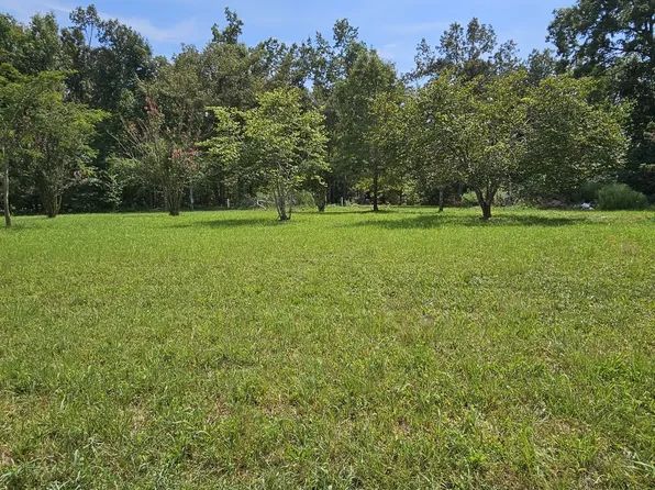 7698 Hollow Springs Rd, Bradyville, TN 37026