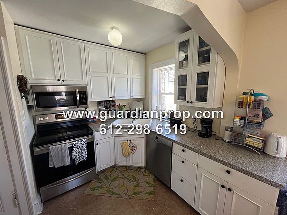 4th image of 625 Marshall Ave
