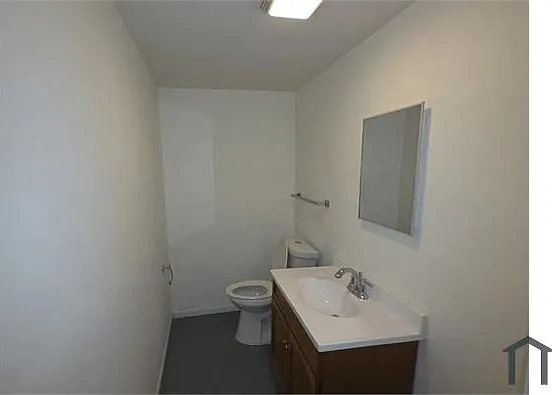 2666 Prairieview Ln N — Photo 6