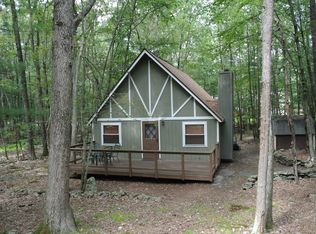 144 Buck Run Dr, Milford, PA 18337